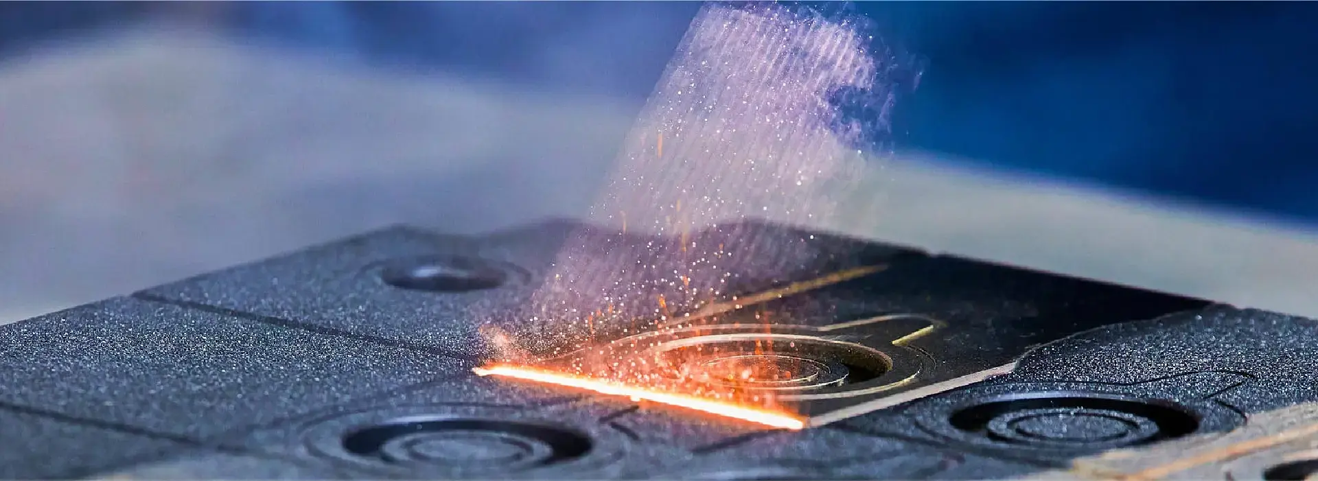 Fiber laser cleaning machine